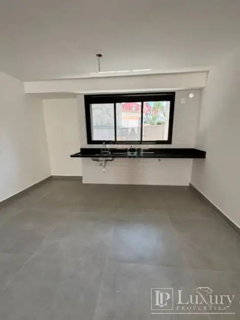 Foto 4 de Casa de Condomínio com 3 quartos à venda em Vila Madalena, São Paulo - SP