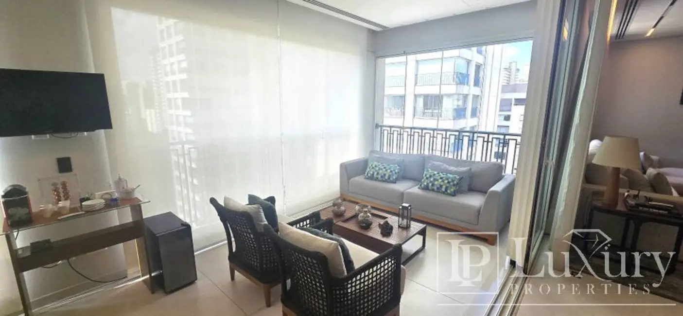 Foto 7 de Apartamento com 3 quartos à venda, 217m2 em Vila Olímpia, São Paulo - SP