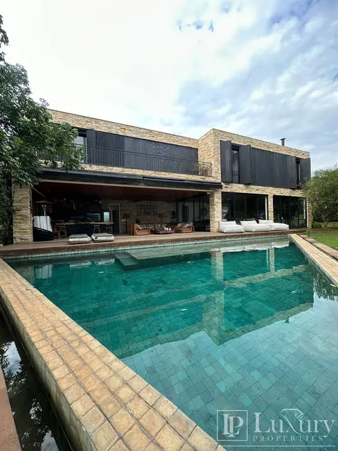 Casa de Condomínio com 5 quartos à venda e para alugar em Porto Feliz - SP - imagem 3 Foto 3 de Casa de Condomínio com 5 quartos à venda e para alugar em Porto Feliz - SP