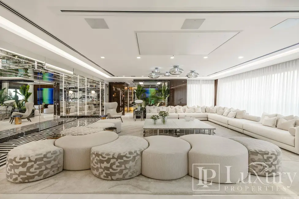 Foto 3 de Apartamento com 3 quartos para alugar, 280m2 em Moema, São Paulo - SP