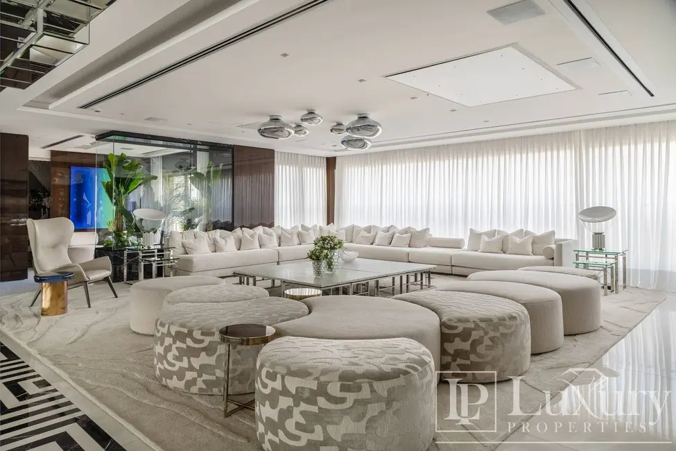 Foto 4 de Apartamento com 3 quartos para alugar, 280m2 em Moema, São Paulo - SP