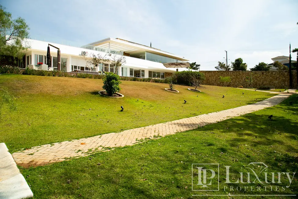 Foto 8 de Casa de Condomínio com 4 quartos à venda e para alugar em Aracoiaba Da Serra - SP