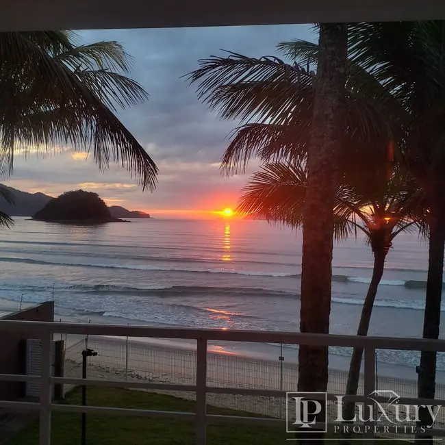 Foto 8 de Casa de Condomínio com 4 quartos à venda em Ubatuba - SP