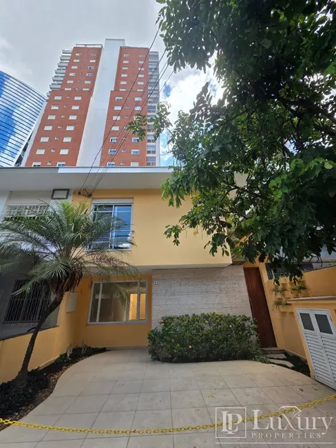 Foto 1 de Casa de Condomínio com 3 quartos para alugar em Itaim Bibi, São Paulo - SP