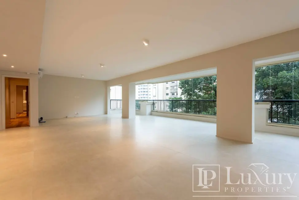 Foto 1 de Apartamento com 4 quartos à venda, 230m2 em São Paulo - SP