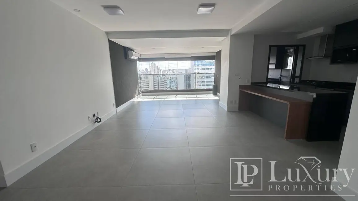Foto 3 de Apartamento com 3 quartos para alugar, 132m2 em Bela Vista, São Paulo - SP