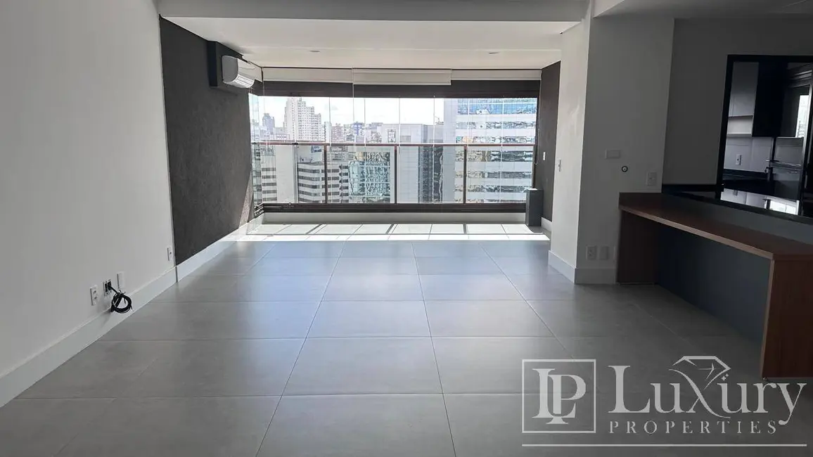 Foto 2 de Apartamento com 3 quartos para alugar, 132m2 em Bela Vista, São Paulo - SP