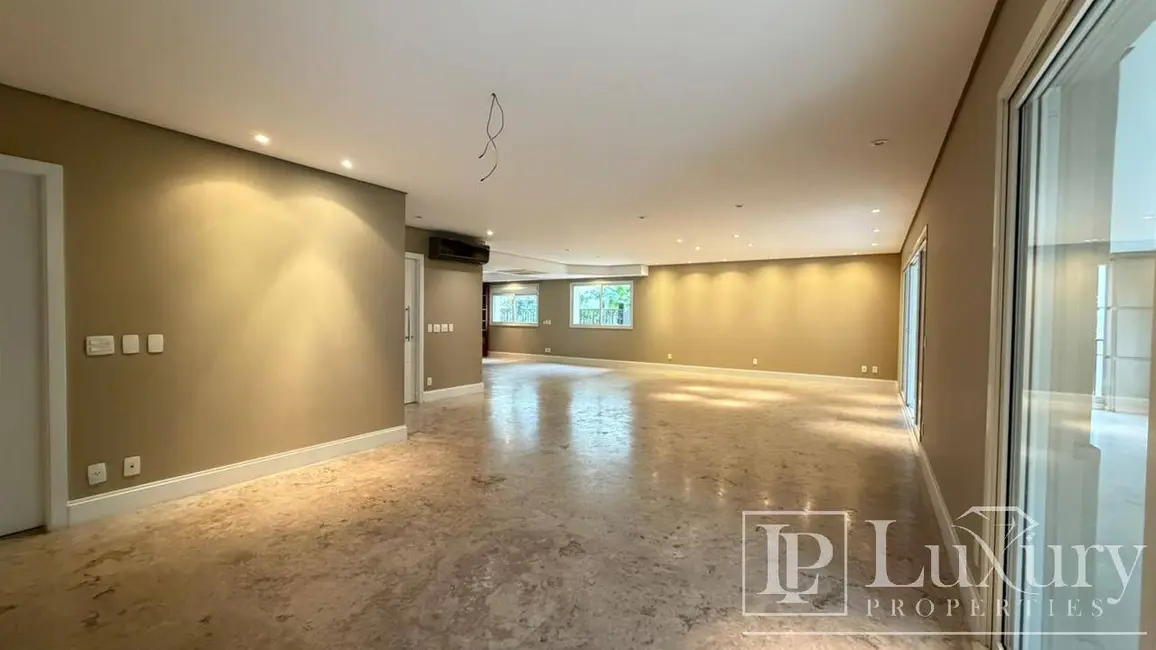 Foto 5 de Apartamento com 4 quartos para alugar, 320m2 em Vila Nova Conceição, São Paulo - SP