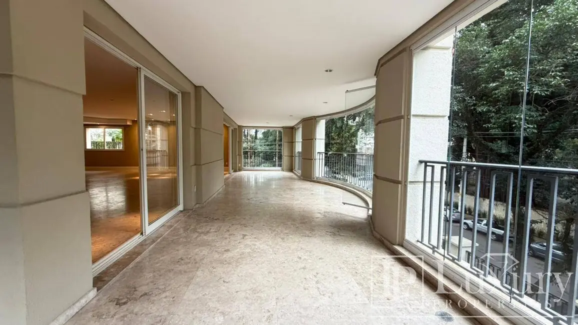 Foto 4 de Apartamento com 4 quartos para alugar, 320m2 em Vila Nova Conceição, São Paulo - SP