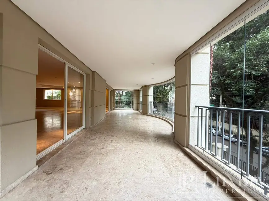 Foto 2 de Apartamento com 4 quartos para alugar, 320m2 em Vila Nova Conceição, São Paulo - SP