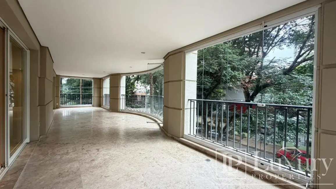 Foto 3 de Apartamento com 4 quartos para alugar, 320m2 em Vila Nova Conceição, São Paulo - SP