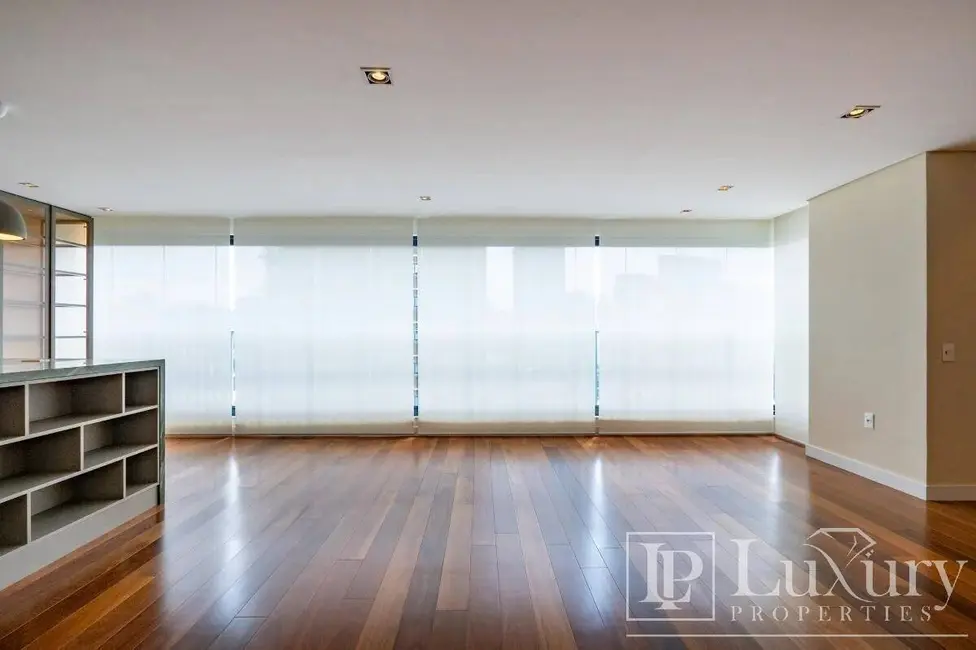 Apartamento com 2 quartos à venda e para alugar, 147m2 em Itaim Bibi, São Paulo - SP - imagem 4 Foto 4 de Apartamento com 2 quartos à venda e para alugar, 147m2 em Itaim Bibi, São Paulo - SP