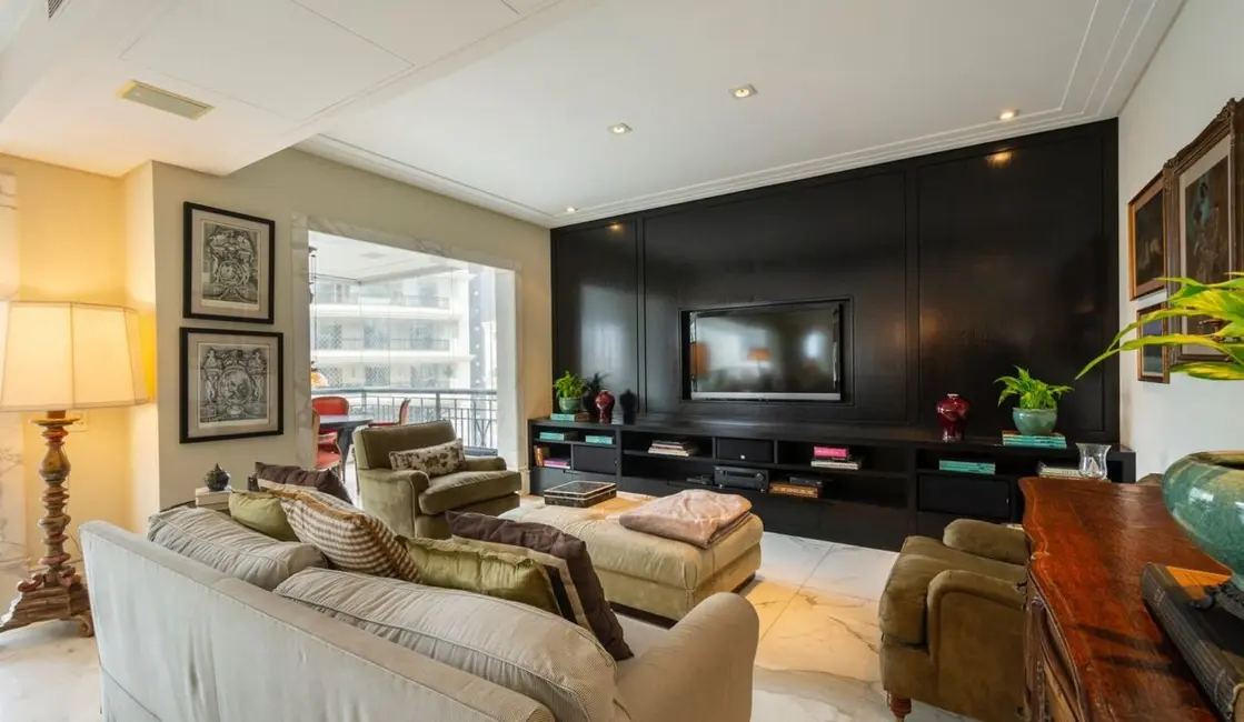 Foto 7 de Apartamento com 3 quartos à venda, 333m2 em Itaim Bibi, São Paulo - SP