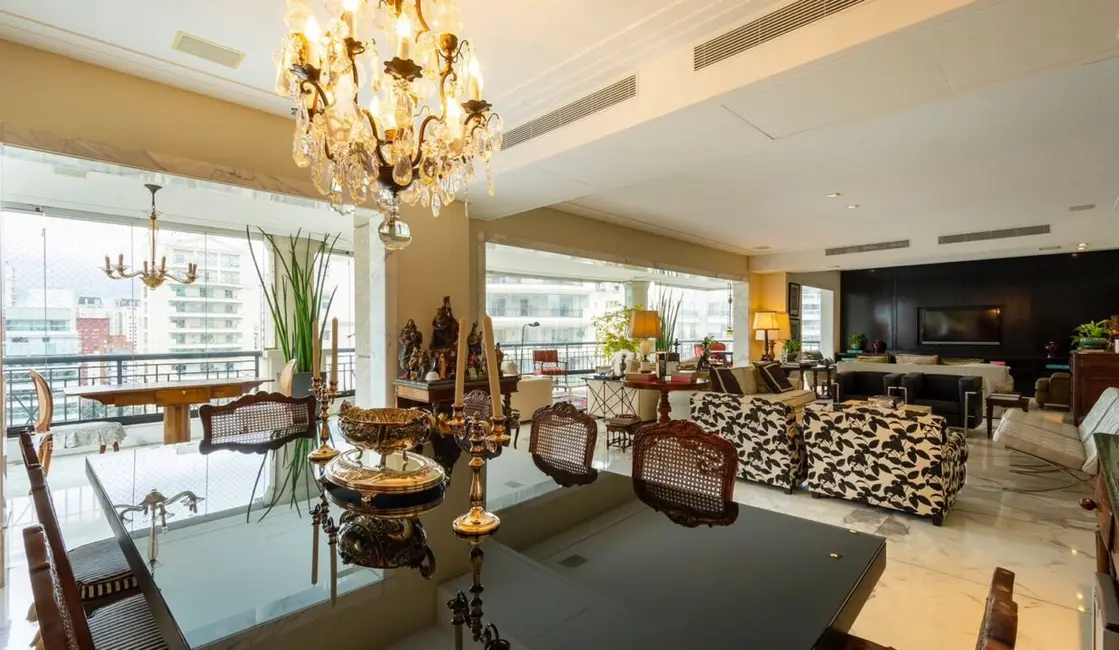 Foto 8 de Apartamento com 3 quartos à venda, 333m2 em Itaim Bibi, São Paulo - SP