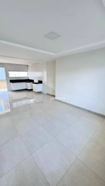 Casa com 3 quartos à venda, 180m2 em Interlagos, Linhares - ES - imagem 7 Foto 7 de Casa com 3 quartos à venda, 180m2 em Interlagos, Linhares - ES