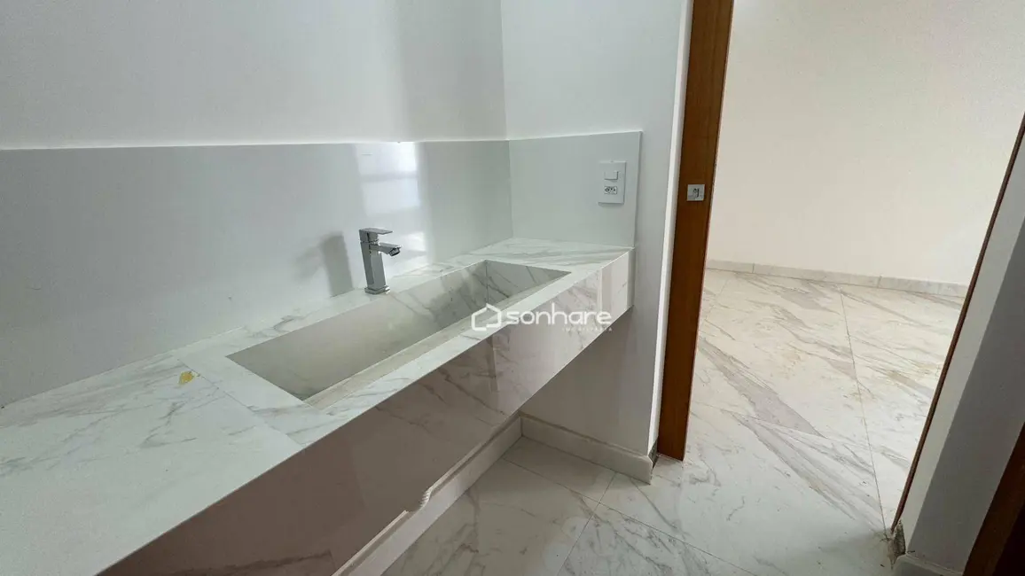 Casa com 3 quartos à venda, 150m2 em Três Barras, Linhares - ES - imagem 7 Foto 7 de Casa com 3 quartos à venda, 150m2 em Três Barras, Linhares - ES