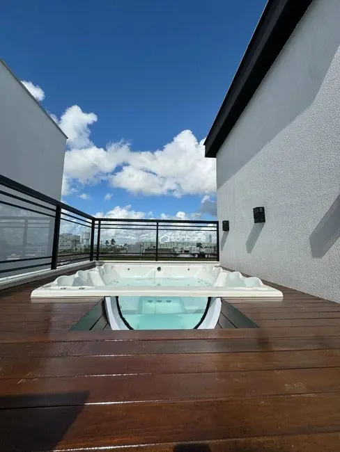 Casa com 3 quartos à venda, 291m2 em Linhares - ES - imagem 4 Foto 4 de Casa com 3 quartos à venda, 291m2 em Linhares - ES