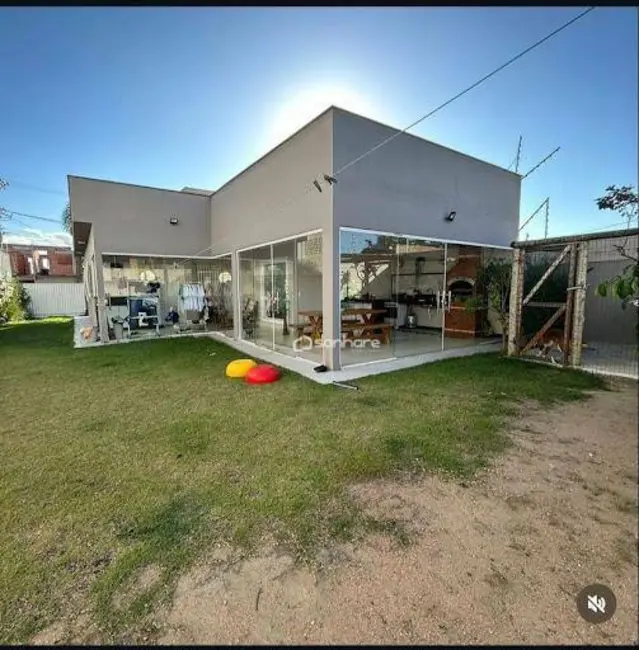 Casa com 3 quartos à venda, 360m2 em Planalto, Linhares - ES - imagem 3 Foto 3 de Casa com 3 quartos à venda, 360m2 em Planalto, Linhares - ES