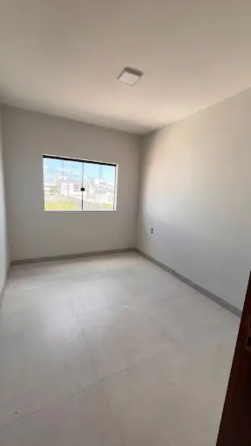 Casa com 3 quartos à venda, 180m2 em São José, Linhares - ES - imagem 4 Foto 4 de Casa com 3 quartos à venda, 180m2 em São José, Linhares - ES
