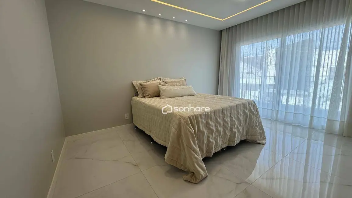 Casa com 3 quartos à venda, 360m2 em Três Barras, Linhares - ES - imagem 2 Foto 2 de Casa com 3 quartos à venda, 360m2 em Três Barras, Linhares - ES