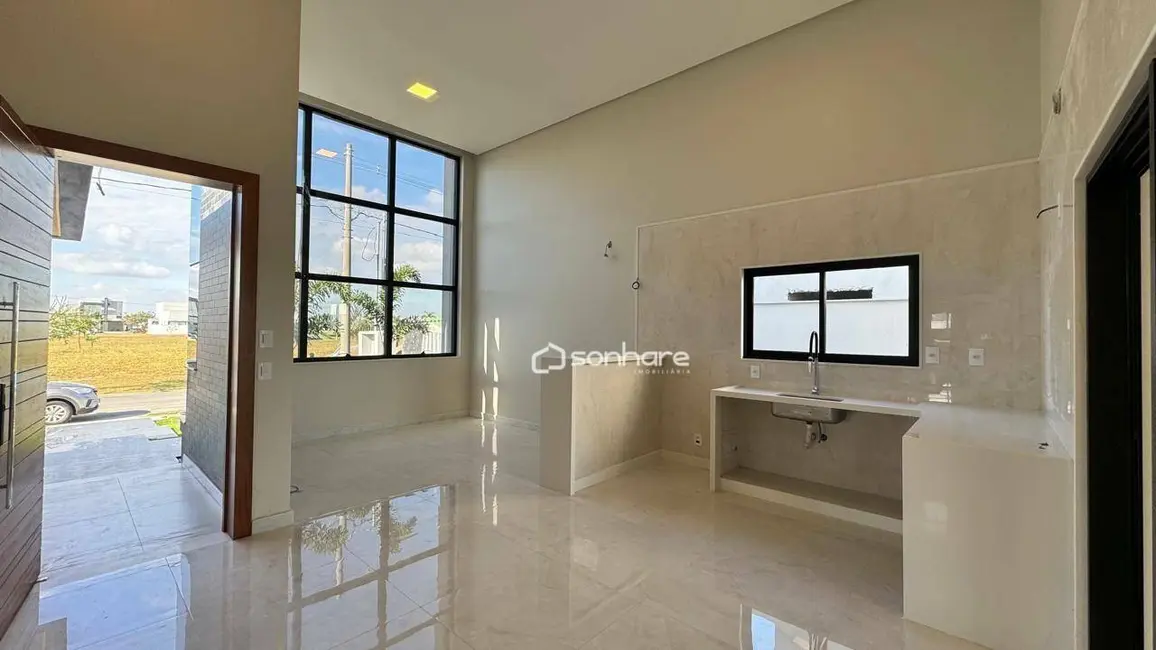 Casa de Condomínio com 3 quartos à venda, 360m2 em Linhares - ES - imagem 4 Foto 4 de Casa de Condomínio com 3 quartos à venda, 360m2 em Linhares - ES