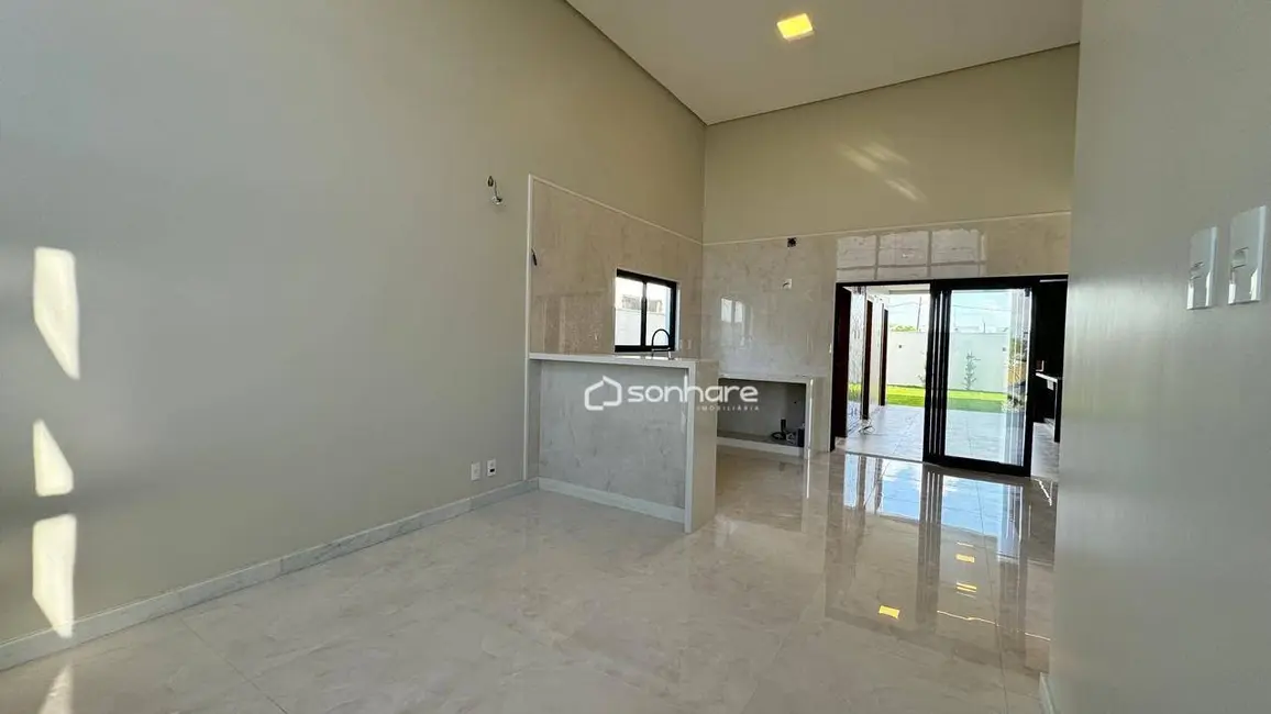 Casa de Condomínio com 3 quartos à venda, 360m2 em Linhares - ES - imagem 3 Foto 3 de Casa de Condomínio com 3 quartos à venda, 360m2 em Linhares - ES