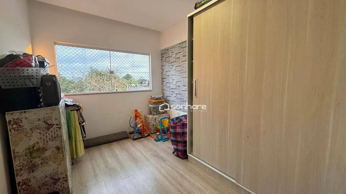 Casa com 3 quartos à venda, 180m2 em Interlagos, Linhares - ES - imagem 4 Foto 4 de Casa com 3 quartos à venda, 180m2 em Interlagos, Linhares - ES