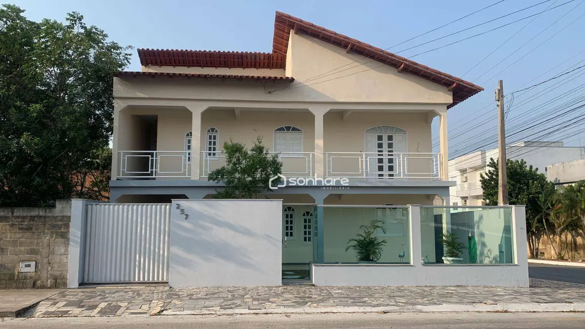 Foto 1 de Casa com 3 quartos para alugar, 170m2 em Interlagos, Linhares - ES
