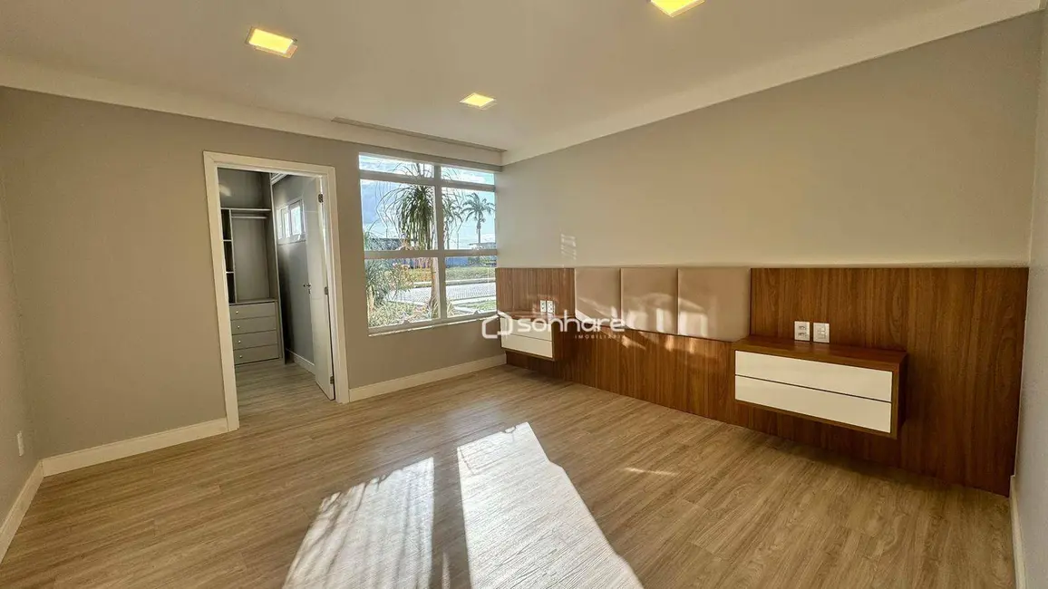 Casa com 4 quartos à venda, 604m2 em Nova Betânia, Linhares - ES - imagem 9 Foto 9 de Casa com 4 quartos à venda, 604m2 em Nova Betânia, Linhares - ES