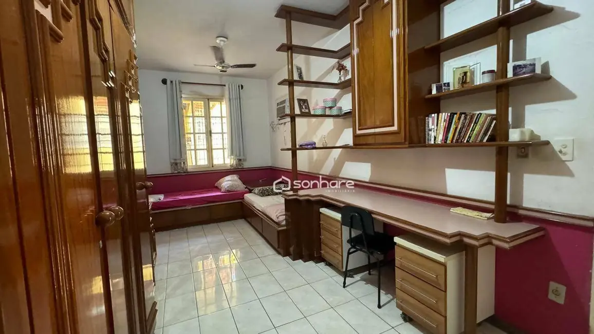 Casa com 3 quartos à venda, 360m2 em Centro, Linhares - ES - imagem 8 Foto 8 de Casa com 3 quartos à venda, 360m2 em Centro, Linhares - ES