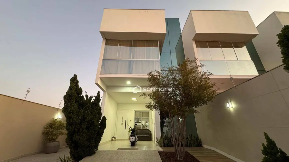 Foto 1 de Casa com 3 quartos à venda, 213m2 em Três Barras, Linhares - ES