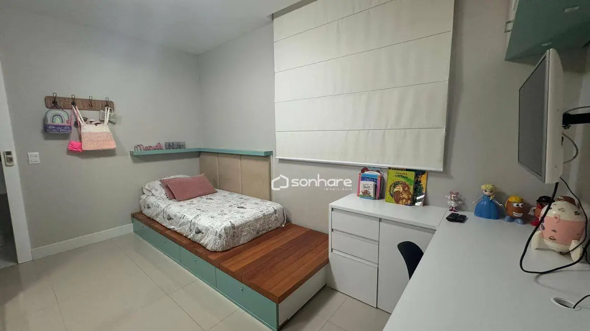 Casa com 3 quartos à venda, 213m2 em Três Barras, Linhares - ES - imagem 5 Foto 5 de Casa com 3 quartos à venda, 213m2 em Três Barras, Linhares - ES
