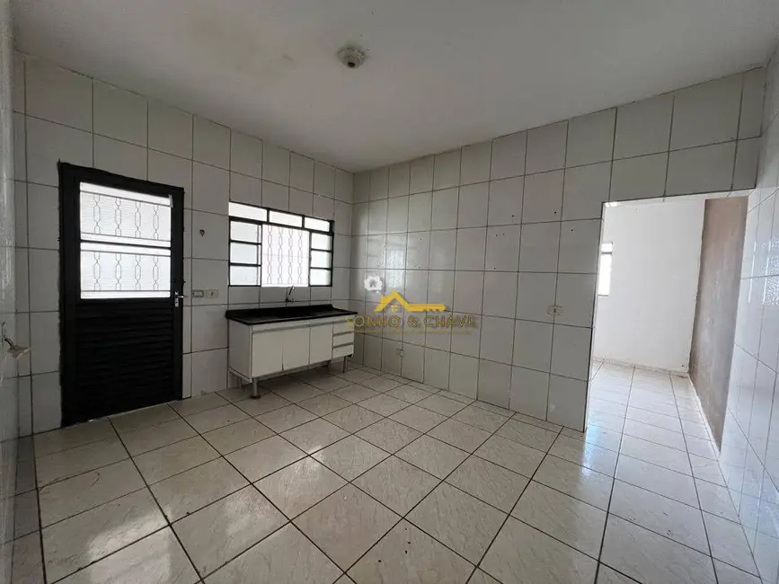 Casa com 2 quartos para alugar, 80m2 em Jardim da Balsa II, Americana - SP - imagem 6 Foto 6 de Casa com 2 quartos para alugar, 80m2 em Jardim da Balsa II, Americana - SP