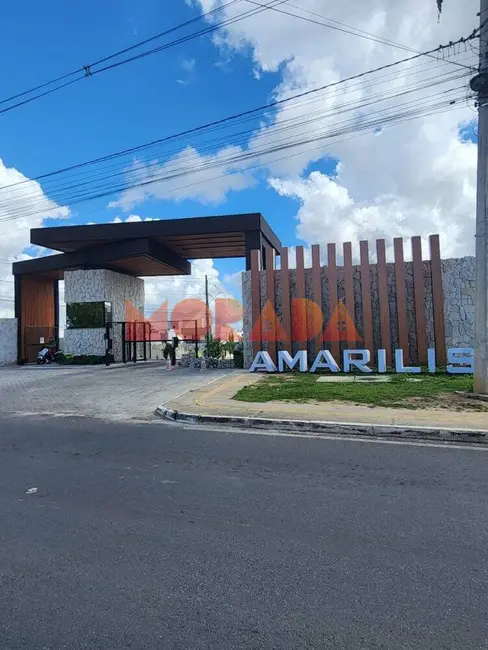 Foto 1 de Terreno / Lote à venda, 252m2 em Papagaio, Feira De Santana - BA