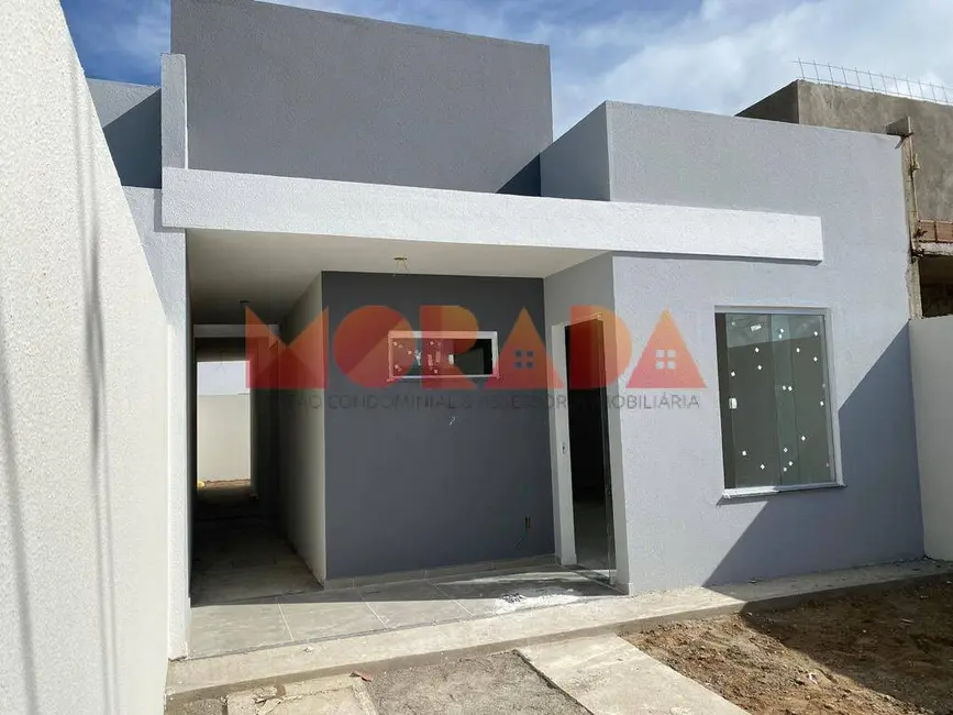 Foto 1 de Casa com 2 quartos à venda, 69m2 em Conceição, Feira De Santana - BA