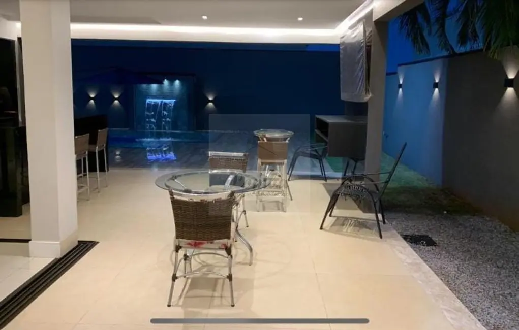 Casa de Condomínio com 4 quartos à venda, 355m2 em Cuiaba - MT - imagem 4 Foto 4 de Casa de Condomínio com 4 quartos à venda, 355m2 em Cuiaba - MT