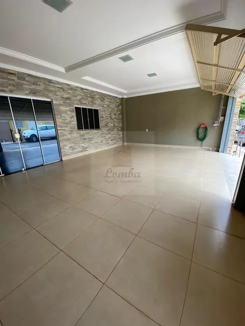 Casa de Condomínio com 2 quartos para alugar, 134m2 em Jardim Mossoró, Cuiaba - MT - imagem 3 Foto 3 de Casa de Condomínio com 2 quartos para alugar, 134m2 em Jardim Mossoró, Cuiaba - MT