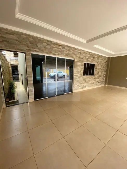 Casa de Condomínio com 2 quartos para alugar, 134m2 em Jardim Mossoró, Cuiaba - MT - imagem 4 Foto 4 de Casa de Condomínio com 2 quartos para alugar, 134m2 em Jardim Mossoró, Cuiaba - MT