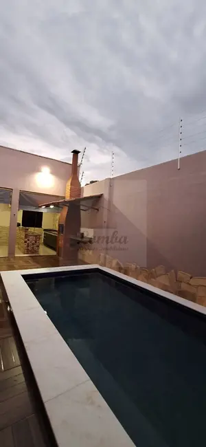 Casa com 4 quartos à venda, 182m2 em Cidade Alta, Cuiaba - MT - imagem 3 Foto 3 de Casa com 4 quartos à venda, 182m2 em Cidade Alta, Cuiaba - MT