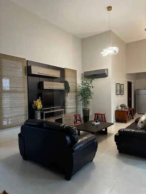 Foto 6 de Casa de Condomínio com 5 quartos à venda, 365m2 em Chapada Dos Guimaraes - MT