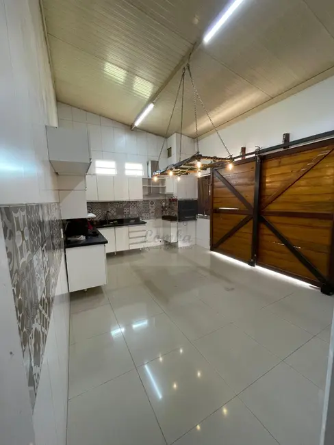 Casa de Condomínio com 3 quartos para alugar, 110m2 em Jardim Mossoró, Cuiaba - MT - imagem 8 Foto 8 de Casa de Condomínio com 3 quartos para alugar, 110m2 em Jardim Mossoró, Cuiaba - MT