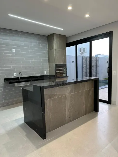 Casa de Condomínio com 3 quartos à venda, 172m2 em Cuiaba - MT - imagem 8 Foto 8 de Casa de Condomínio com 3 quartos à venda, 172m2 em Cuiaba - MT