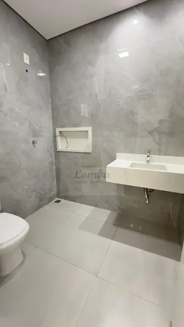 Casa com 3 quartos à venda, 190m2 em Jardim das Palmeiras, Cuiaba - MT - imagem 7 Foto 7 de Casa com 3 quartos à venda, 190m2 em Jardim das Palmeiras, Cuiaba - MT