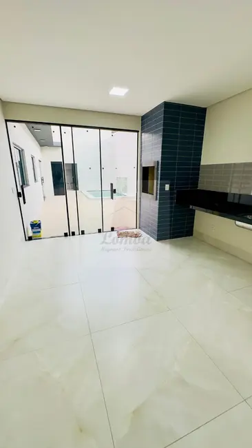 Casa com 3 quartos à venda, 190m2 em Jardim das Palmeiras, Cuiaba - MT - imagem 3 Foto 3 de Casa com 3 quartos à venda, 190m2 em Jardim das Palmeiras, Cuiaba - MT