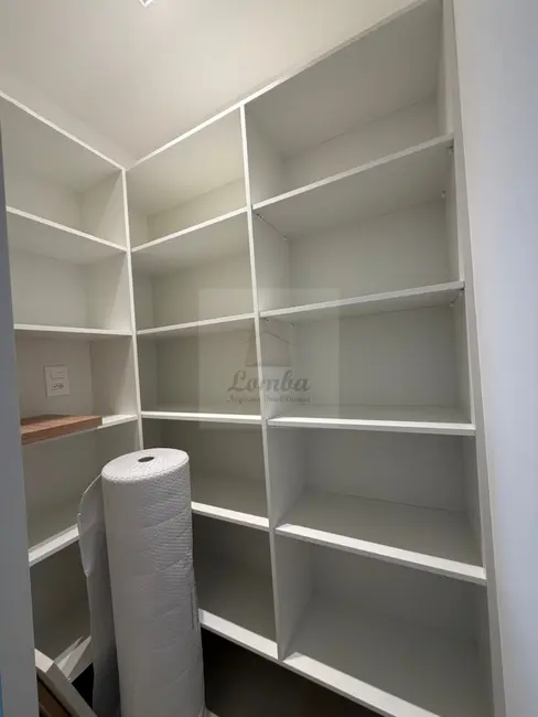 Apartamento com 3 quartos à venda, 193m2 em Jardim das Américas, Cuiaba - MT - imagem 9 Foto 9 de Apartamento com 3 quartos à venda, 193m2 em Jardim das Américas, Cuiaba - MT