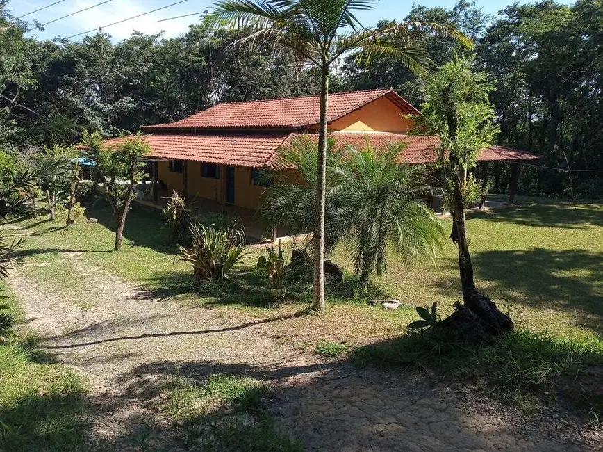 Chácara com 4 quartos à venda, 120m2 em Esmeraldas - MG - imagem 4 Foto 4 de Chácara com 4 quartos à venda, 120m2 em Esmeraldas - MG