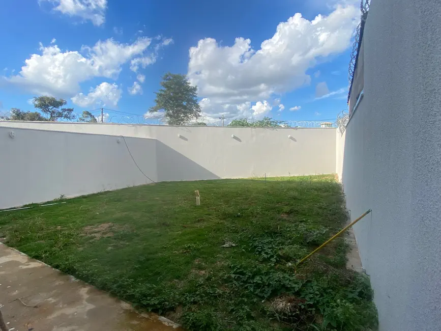 Foto 1 de Casa com 3 quartos à venda, 170m2 em Contagem - MG
