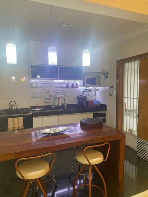 Foto 8 de Casa com 3 quartos à venda, 150m2 em Contagem - MG