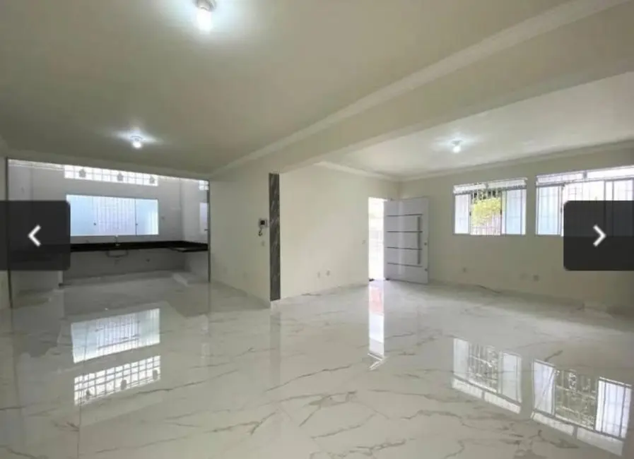 Casa com 4 quartos à venda, 360m2 em Paquetá, Belo Horizonte - MG - imagem 3 Foto 3 de Casa com 4 quartos à venda, 360m2 em Paquetá, Belo Horizonte - MG