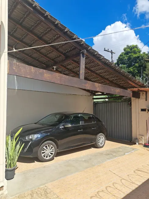 Foto 4 de Casa com 2 quartos à venda, 116m2 em Contagem - MG